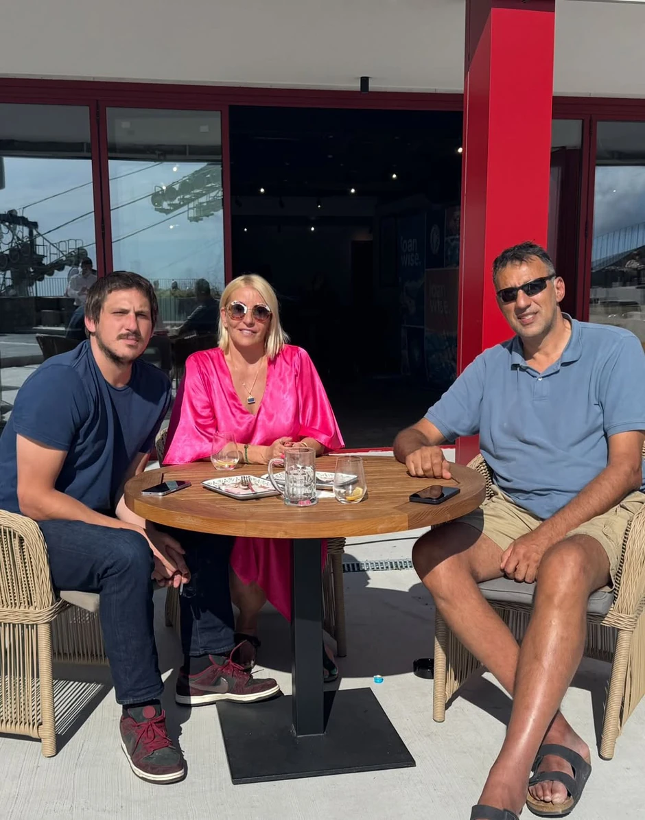 Ana i Vlade Divac sa sinom 