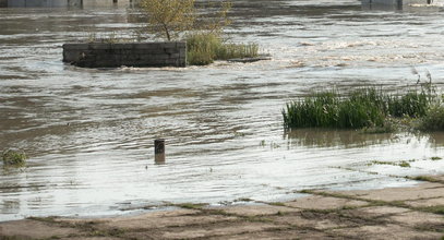 Wezbranie nadciąga. Alarmy hydrologiczne w kolejnym województwie