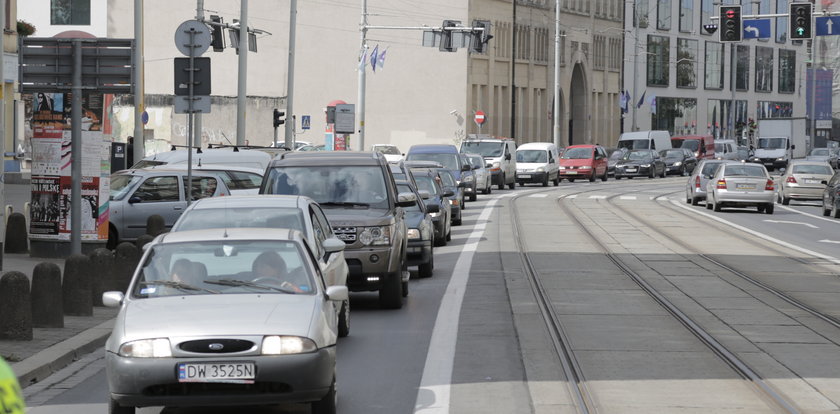 Kolejne płatne miejsca parkingowe w centrum