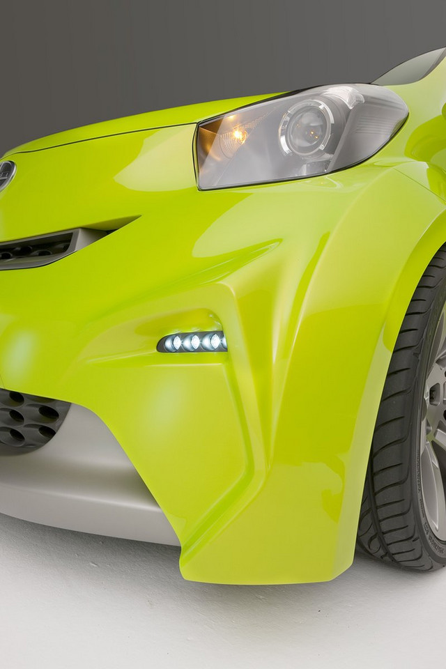 Scion iQ Concept: najmniejsza Toyota zmierza za ocean