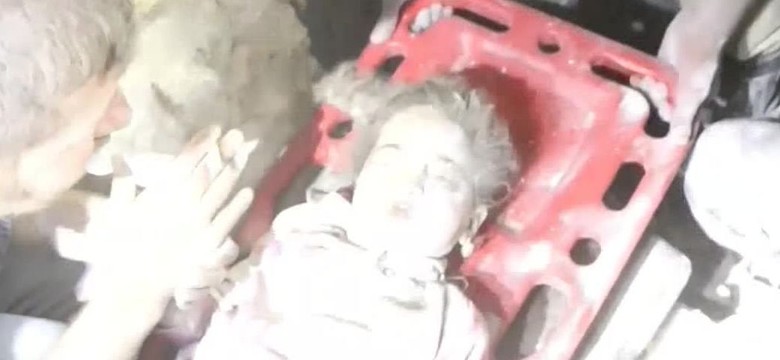 Cud w Aleppo. Dziewczynka przeżyła dwa dni pod gruzami