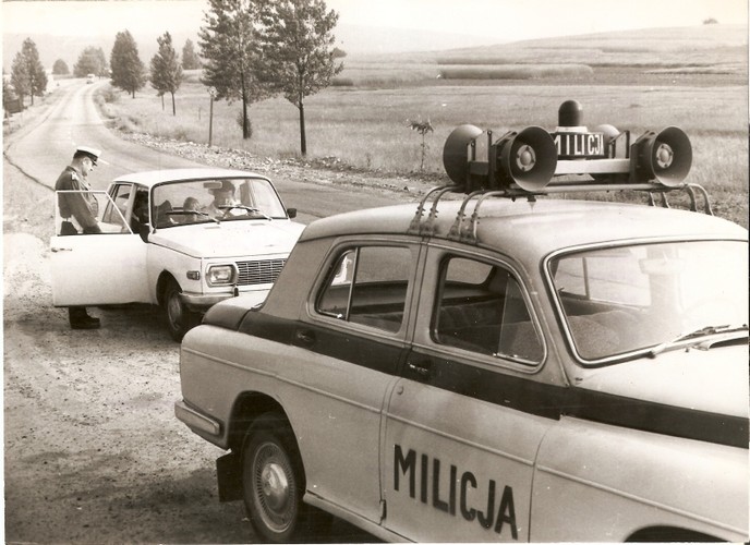 Warszawa w mundurze milicji obywatelskiej