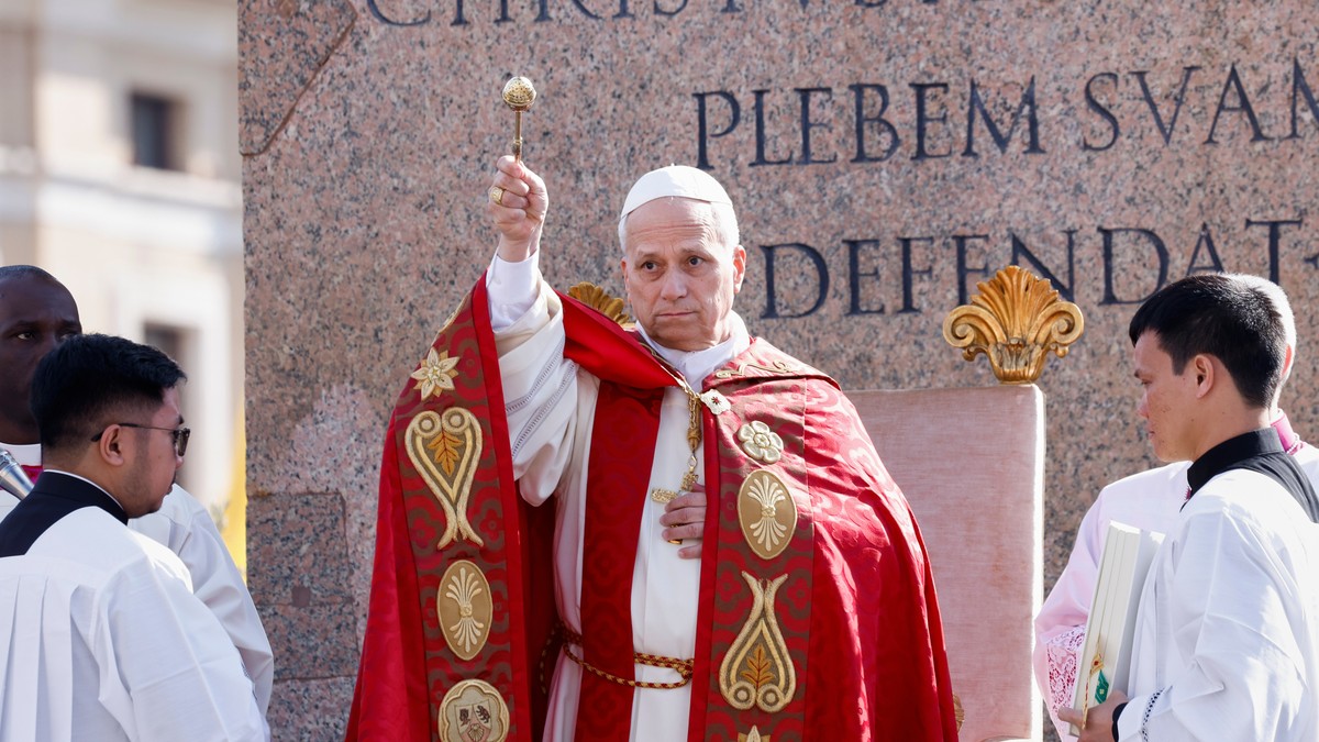 Papa Lav na Trgu Svetog Petra u Vatikanu