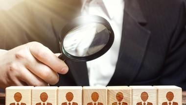 fala zwolnień w polsce. nowe dane pokazują, gdzie sytuacja jest najgor