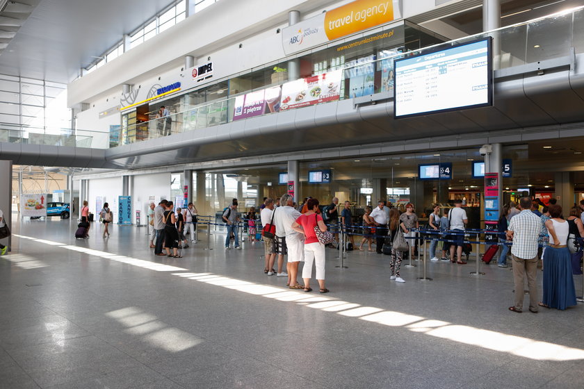 Terminal na poznańskim lotnisku