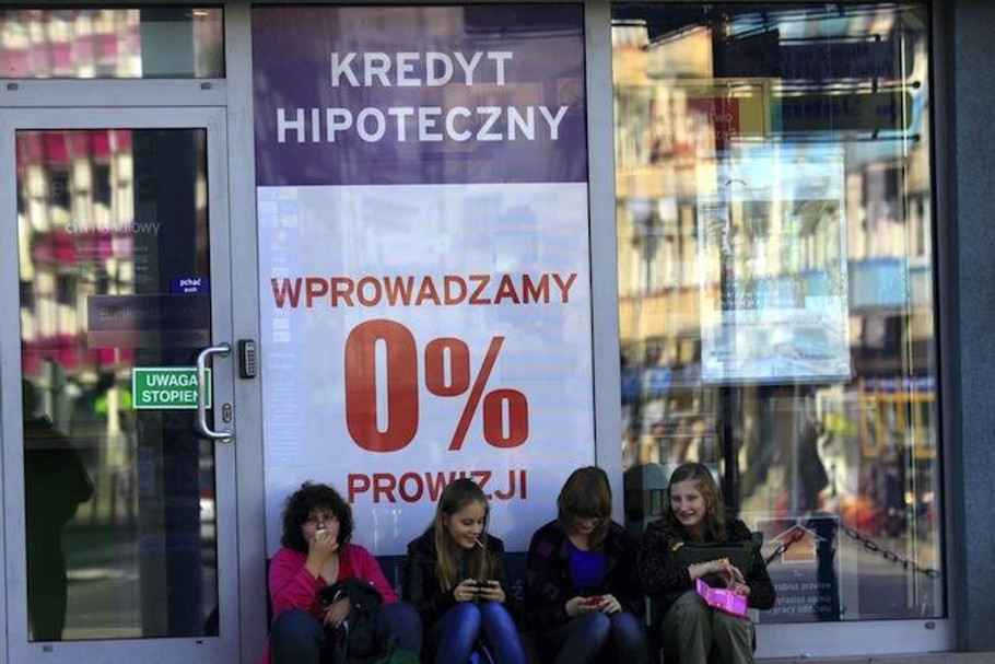 KREDYT HIPOTECZNY