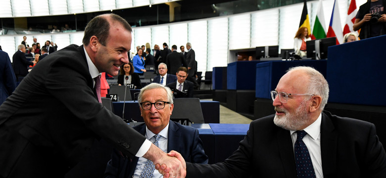 Unia Europejska: Timmermans zawiązuje koalicję przeciwko Weberowi