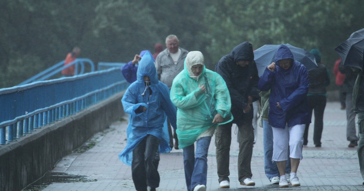 Wichury i intensywne ulewy nadciągają nad Polskę! Synoptycy IMGW ostrzegają