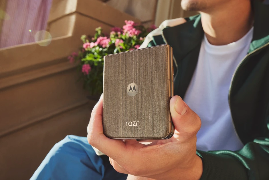 Motorola RAZR Ultra