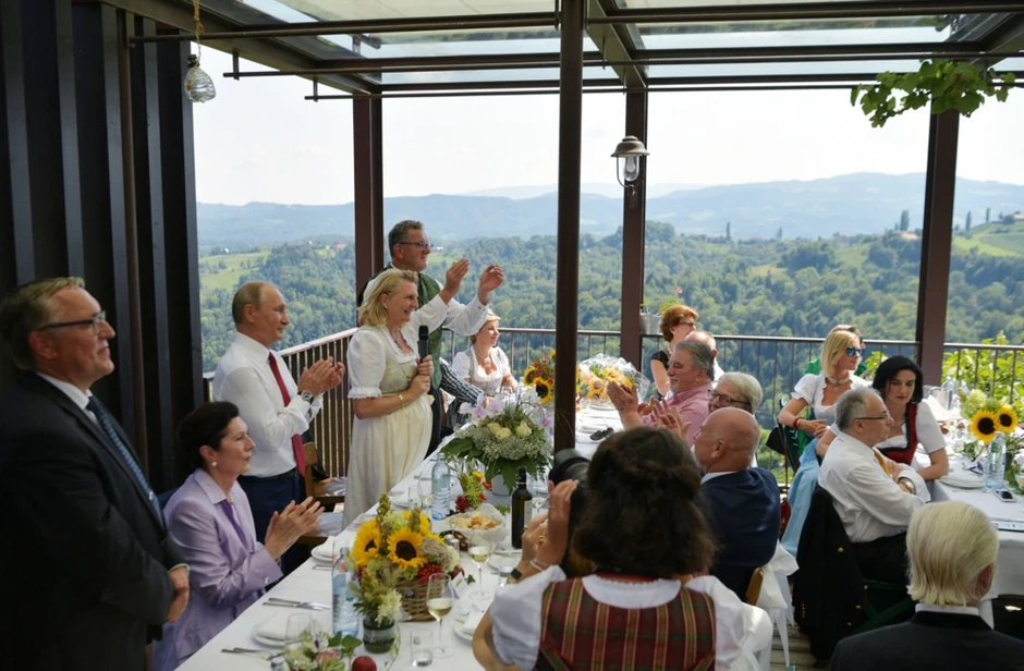 Vladimir Putin na venčanju Karin Knajsl