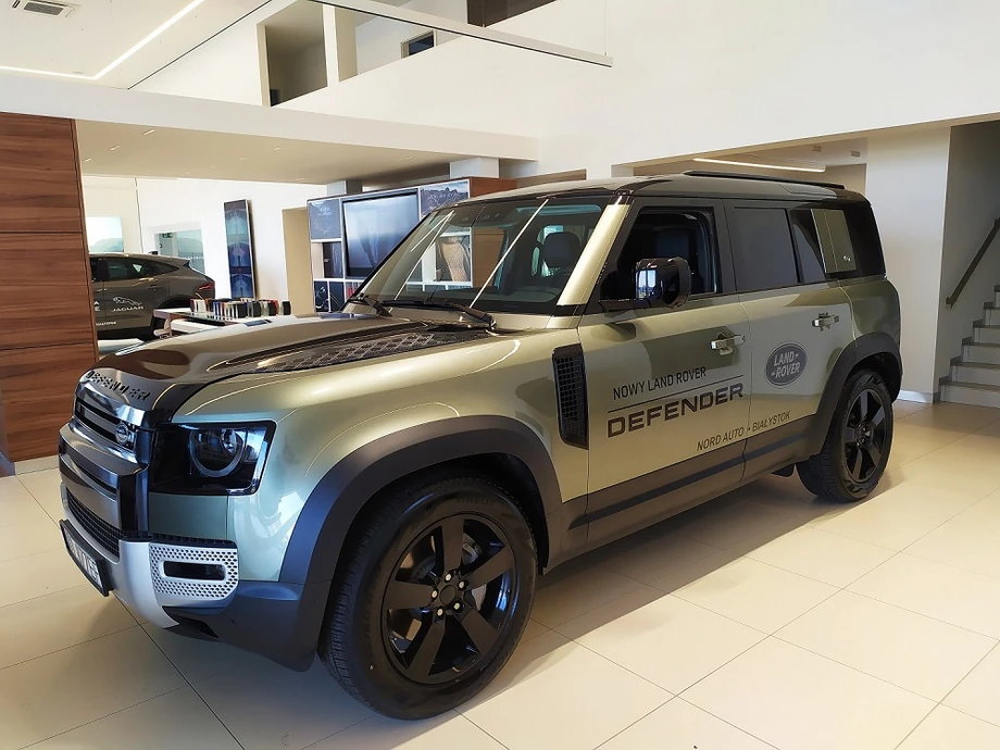 Nowy Land Rover DEFENDER