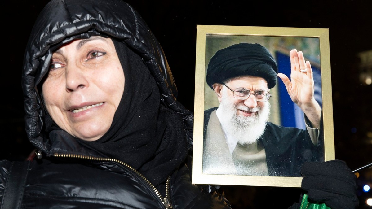 Supruga i ćerke ubijenog iranskog vođe čuvane kao najstrože tajne, ali se ovo zna o njima ILUSTRACIJA