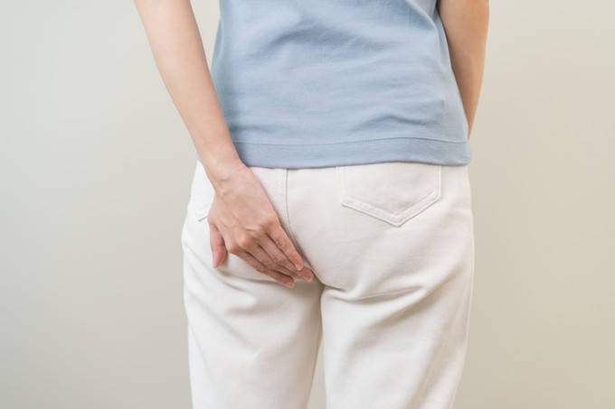 Pattanások a hátsóján – így szabadulhat meg tőlük