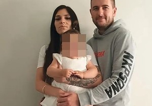 Živan Radmanović sa suprugom i detetom