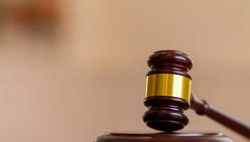 Areszt za sabotaż kolejowy. Podejrzani zbiegli przed polskim wymiarem sprawiedliwości