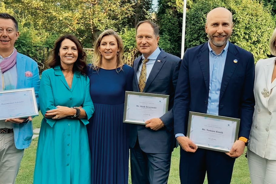 Na zdj. od lewej: Przemysław Gdański, BNP Paribas Bank Polska, Ela Raczkowska, Vital Voices, Olga Leonowicz, Mark Brzezinski, ambasada Stanów Zjednoczonych, Tomasz Konik, Deloitte, Aleksandra Gren, Fiserv Polska.