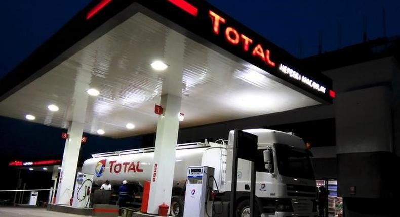 A petrol truck is seen unloading fuel at a Total petrol station in Abuja, Nigeria. REUTERS/Afolabi Sotunde