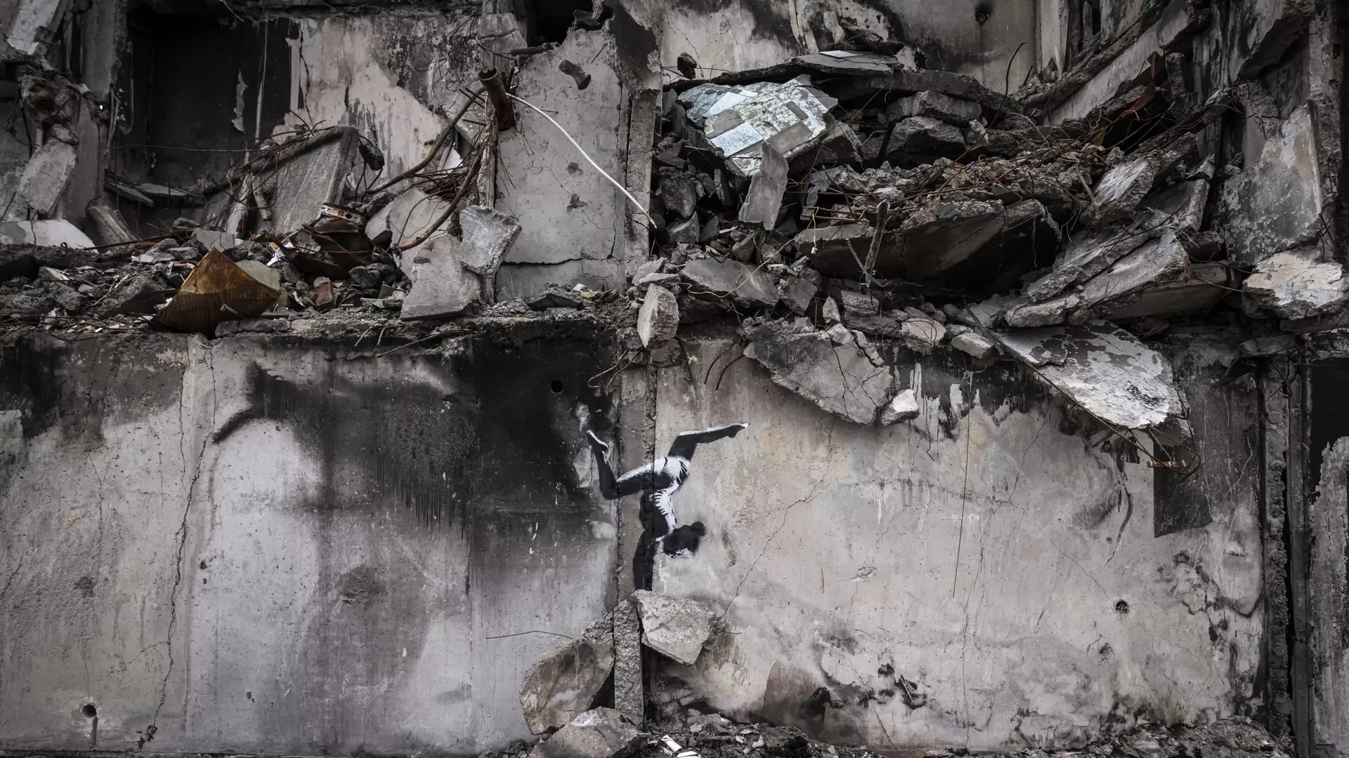 Banksy jest w Ukrainie. Tajemniczy artysta przyznał się do muralu z gimnastyczką