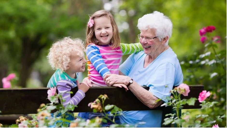 Stariji od 65 moraju biti još uvek na oprezu