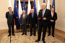 Olechowski: Kiedy Duda podpisze ustawę o TK,  to rzeczywiście kończy się III RP