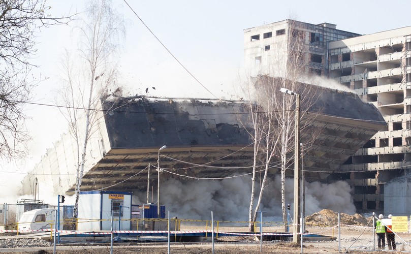 Wyburzanie kompleksu Akademickiego Centrum Medycznego w Zabrzu, zwanego powszechnie Szpitalem Religi