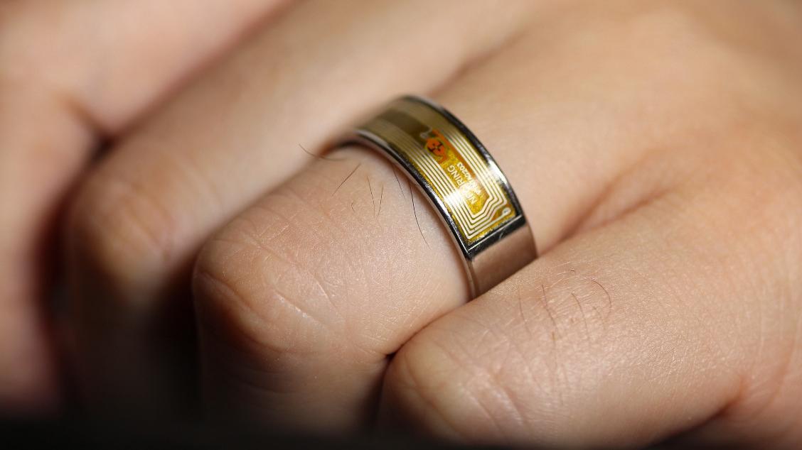 Egy gyűrű mind előtt – a Samsung Galaxy Ring megjelenése, ára és a pletykák  - Blikk