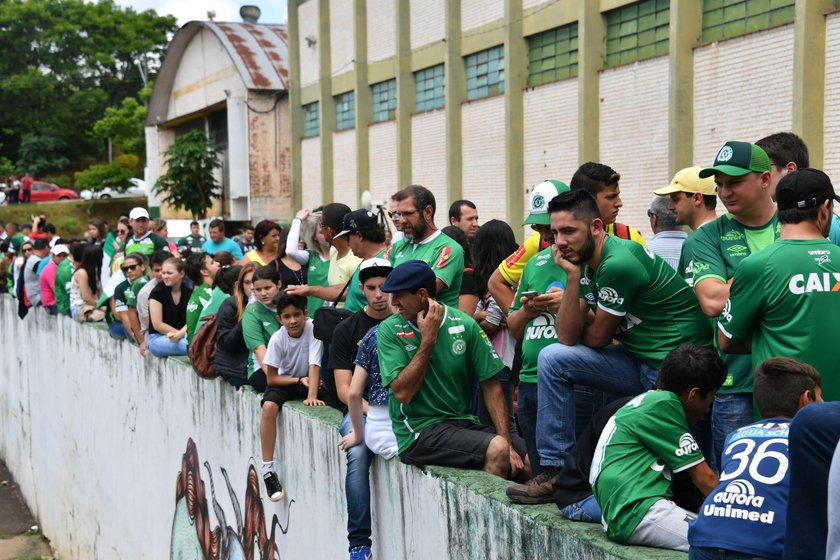 Chcieli zarobić na katastrofie drużyny  Chapecoense? Skandaliczne zachowanie firmy