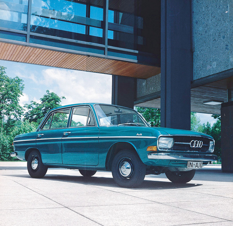 Audi 60