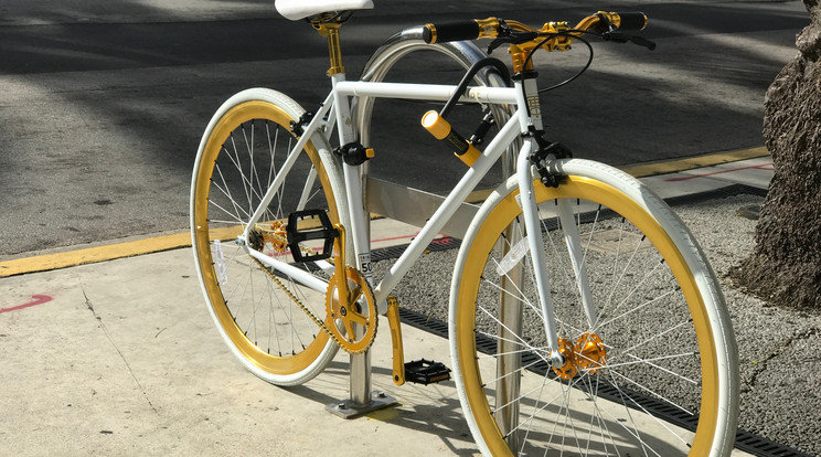 Kerékpárt lopott egy férfi Szolnokon/Fotó: Pexels