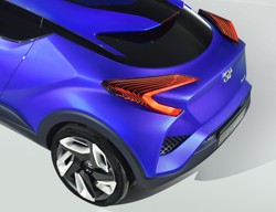 Nowa toyota C-HR. Tak wygląda nowy crossover z Japonii. ZDJĘCIA