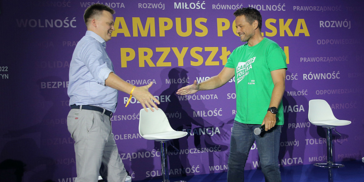 Szymon Hołownia i Rafał Trzaskowski podczas Campus Polska w Olsztynie. 27 sierpnia 2022 r. 