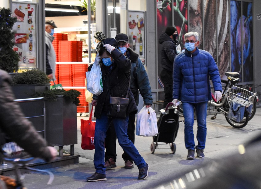 Zbog produžetka policijskog časa menja se radno vreme prodavnica