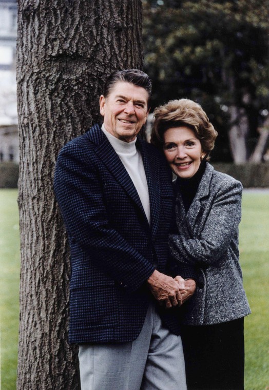 Nancy Reagan i Ronald Reagan w 1981 roku