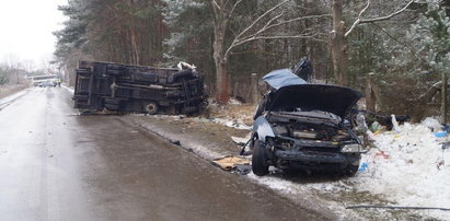 Tragedia na drodze, nie żyje 2,5-letnie dziecko