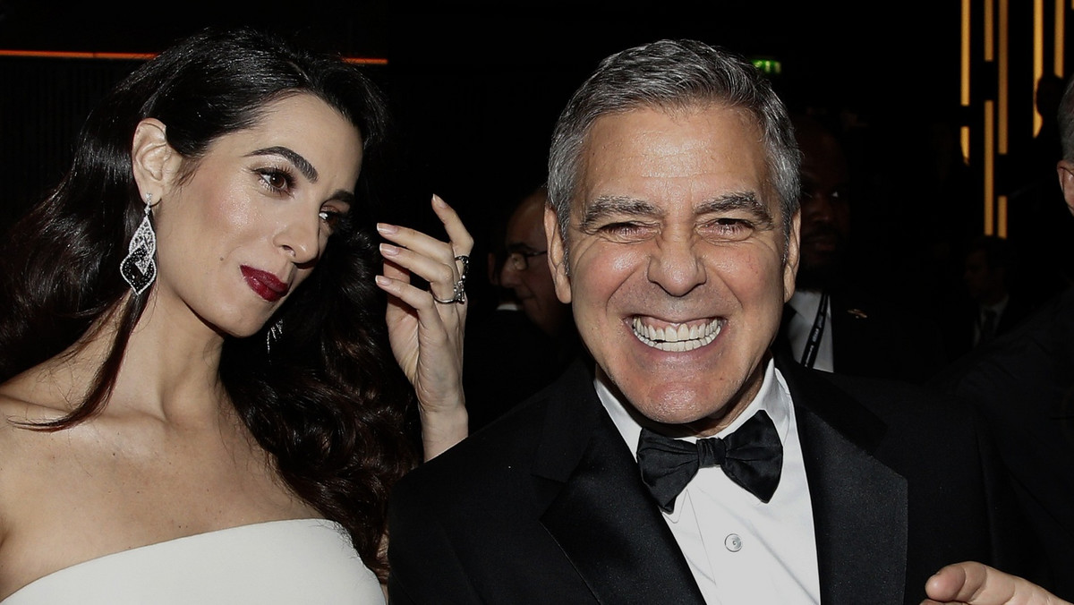 George Clooney i jego żona Amal Clooney w ciąży