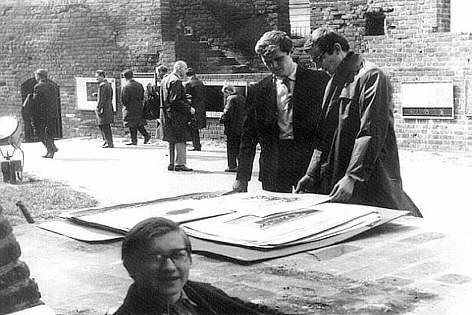 Jerzy Lassota na Barbakanie w latach 60.