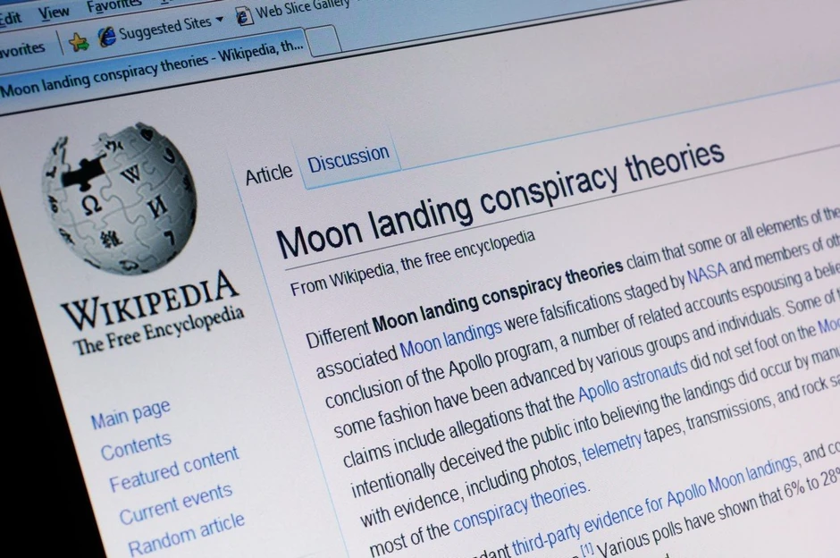 Internet je pun teorija zavere