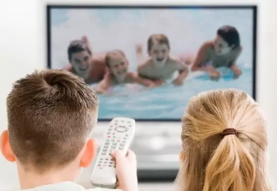 Oglądanie telewizji zagraża zdrowiu dzieci!