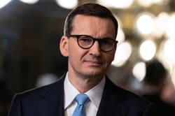 Morawiecki: Nie zgadzamy się z decyzją KE. Przedłużymy zakaz wwozu ukraińskiego zboża