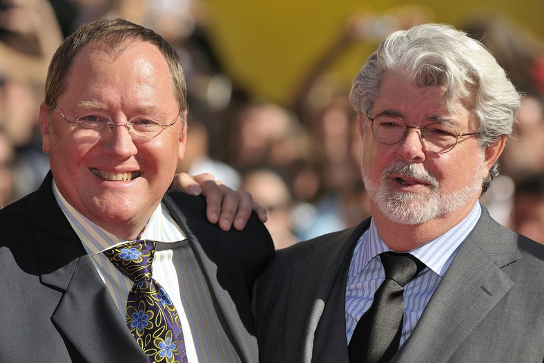 John Lassetter (z lewej) i George Lucas (z prawej)