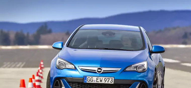 Opel Astra OPC: Golf GTI może się bać