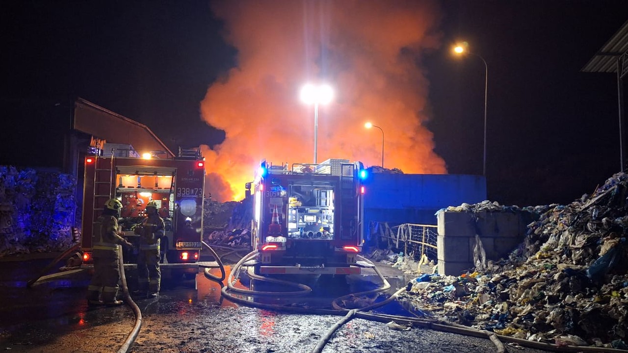 Gigantyczny pożar sortowni odpadów. Nowe informacje z prokuratury