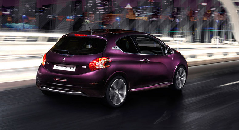 Stylowy Peugeot 208 XY