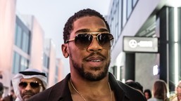 anthony joshua opuścił szpital. do zdrowia będzie dochodził w domu