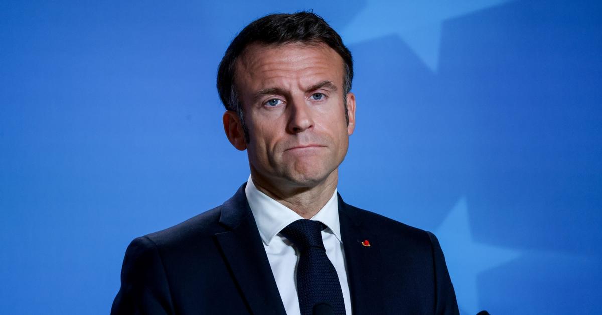  Emmanuel Macron. Kapitan tonącego statku