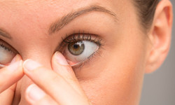 Ból oka. Choroby, które objawiają się bólem gałki ocznej