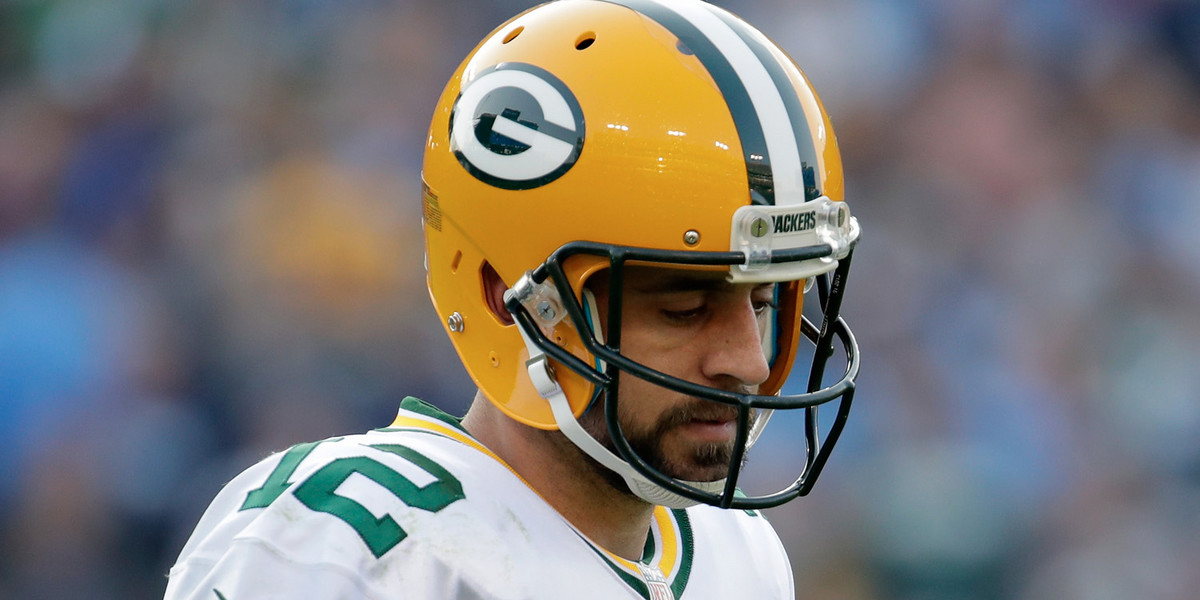 Aaron Rodgers reportedly hasn’t spoken to his family in 2 years, and some think it’s throwing off his game