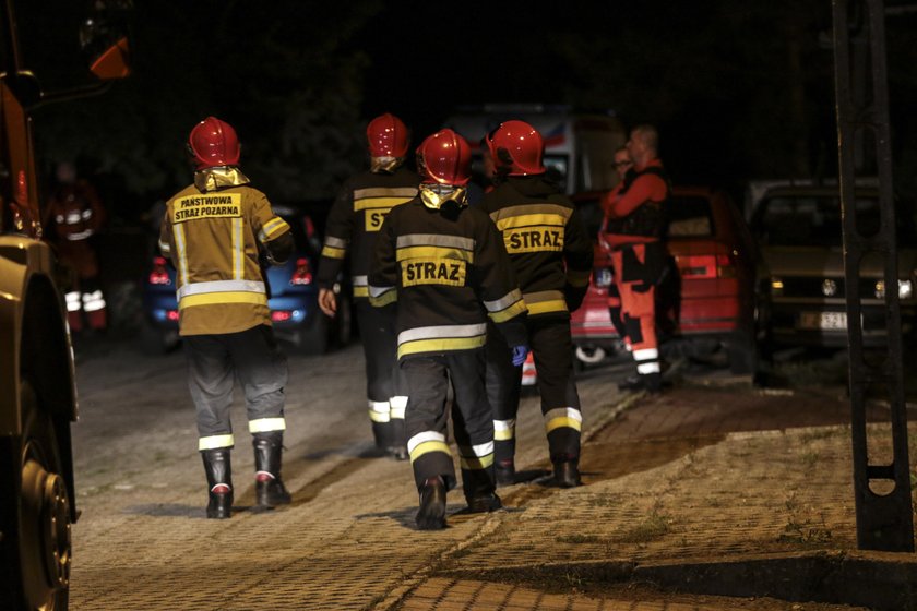 Zielona Góra: kobieta wpadła w szał. Zraniła ojca, atakowała medyków