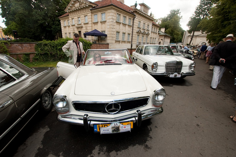 Klasyczne Mercedesy w Wilanowie