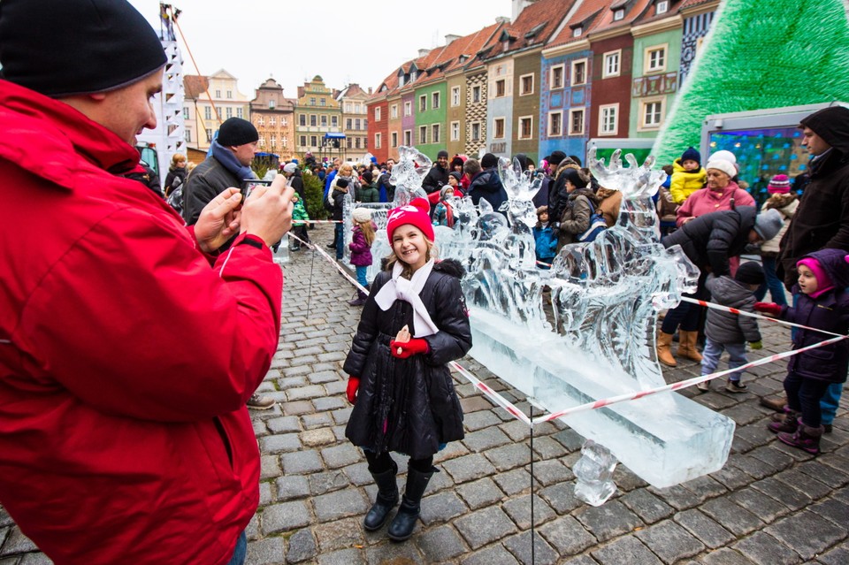 POZNAŃ VIII FESTIWAL RZEŹBY LODOWEJ